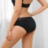 Culotte menstruelle en dentelle
