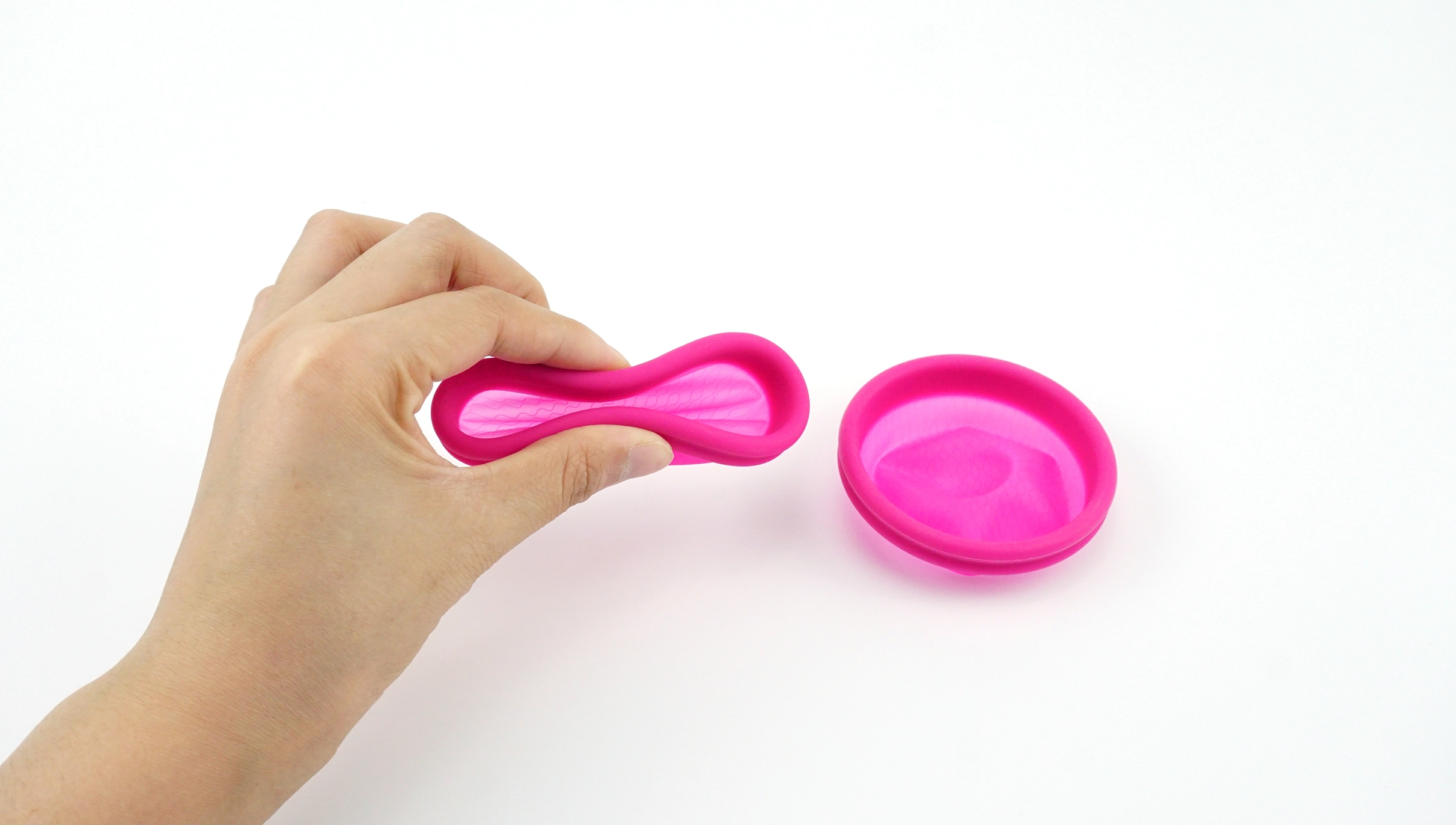 Disque menstruel en forme de 8